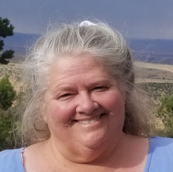 Meet your Posher, Denise - Picture 1 of 1